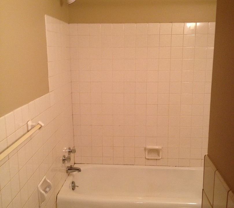 2nd image of 1149 Forest St APT 4