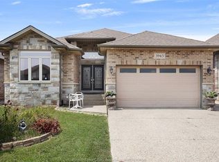 3945 Zanzibar Cres, Windsor, ON N9G0A5