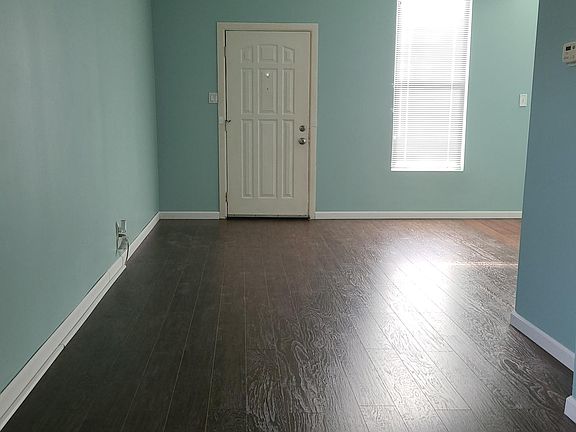 5th image of 1733 N Talman Ave Floor 2