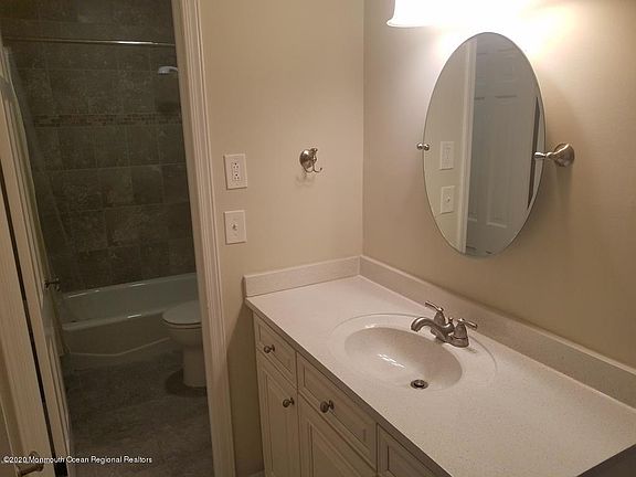 5th image of 534 Washington Blvd APT 3