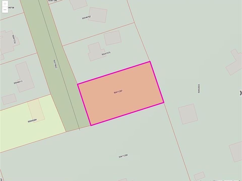2nd image of LOT Maple Ave