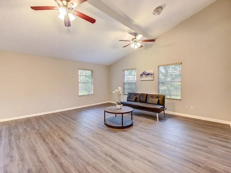 4106 California Ave — Photo 10