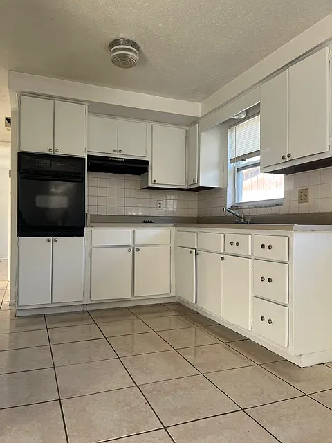 2 bed, 825 sqft, $1,445 — Photo 4