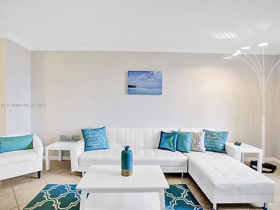 4th image of 2501 S Ocean Dr APT 533