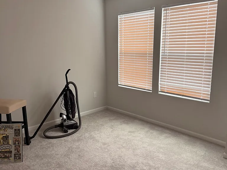 142 Talladega Dr — Photo 14