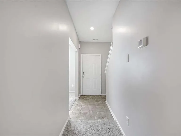 2626 Parrish Ct — Photo 6