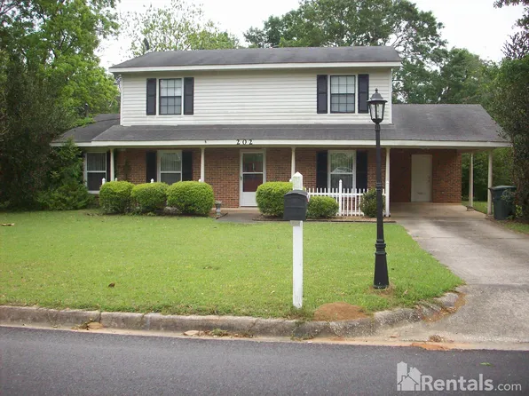202 Whispering Pines St, Enterprise, AL 36330
