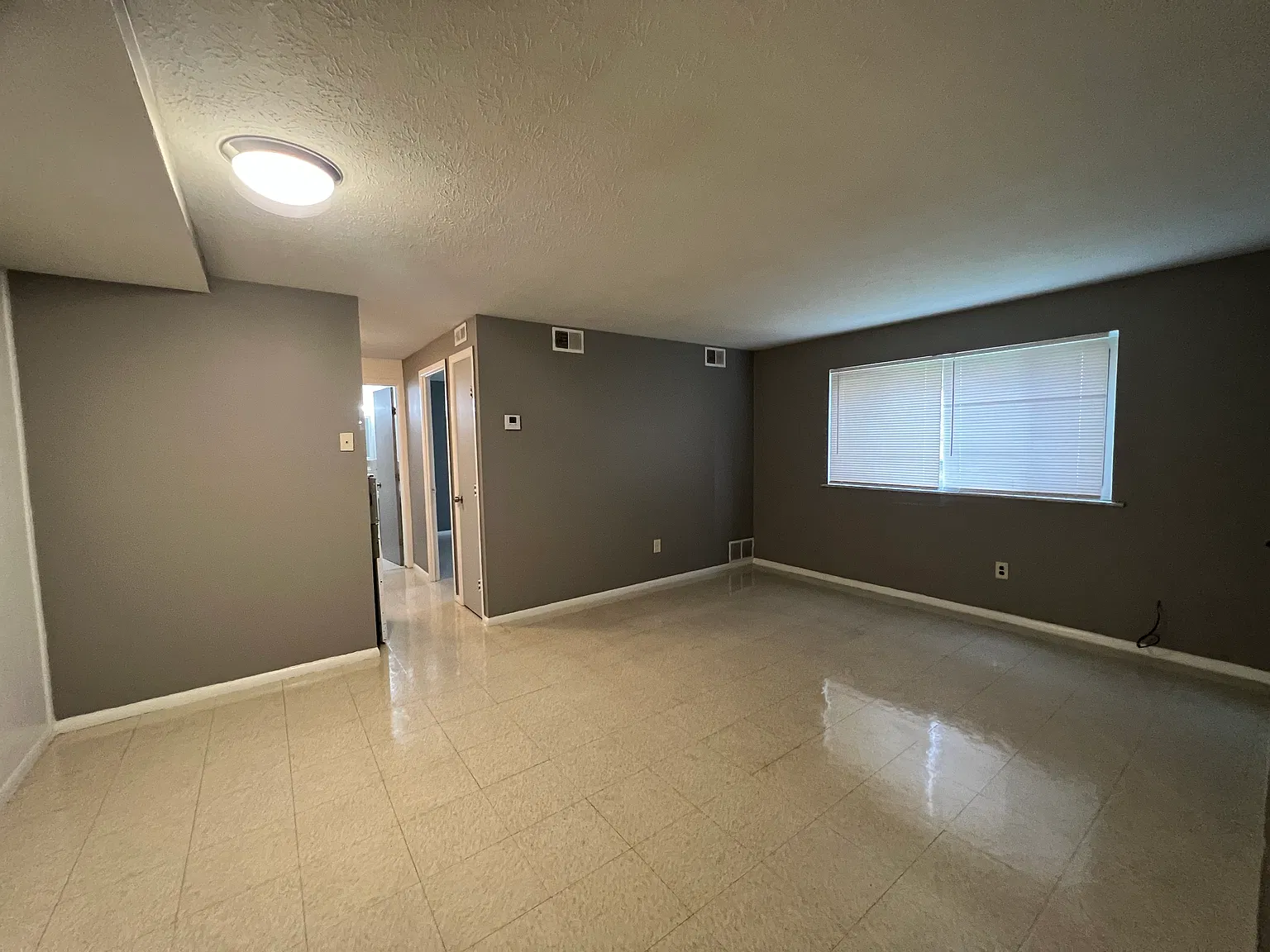 1 bed, 500 sqft, $695 — Photo 4