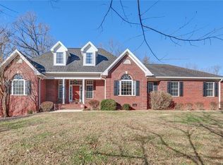 709 S Madison St, Eden, NC 27288