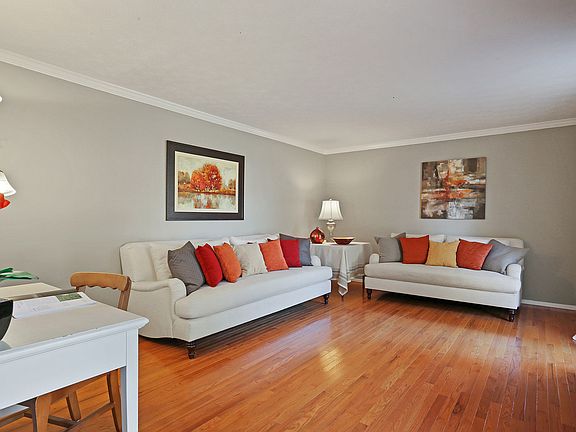 2nd image of 2870 Prince Howard Dr