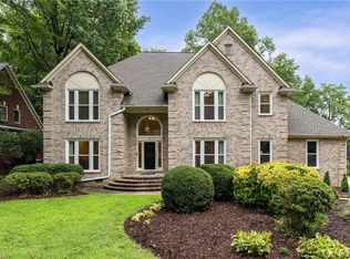 8 Elm Grove Way, Greensboro, NC 27405
