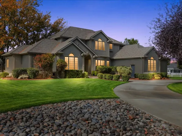 1200 Bluegrass Dr W, Billings, MT 59106