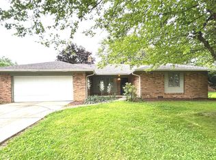 7721 Hollybrook Ln, Indianapolis, IN 46227