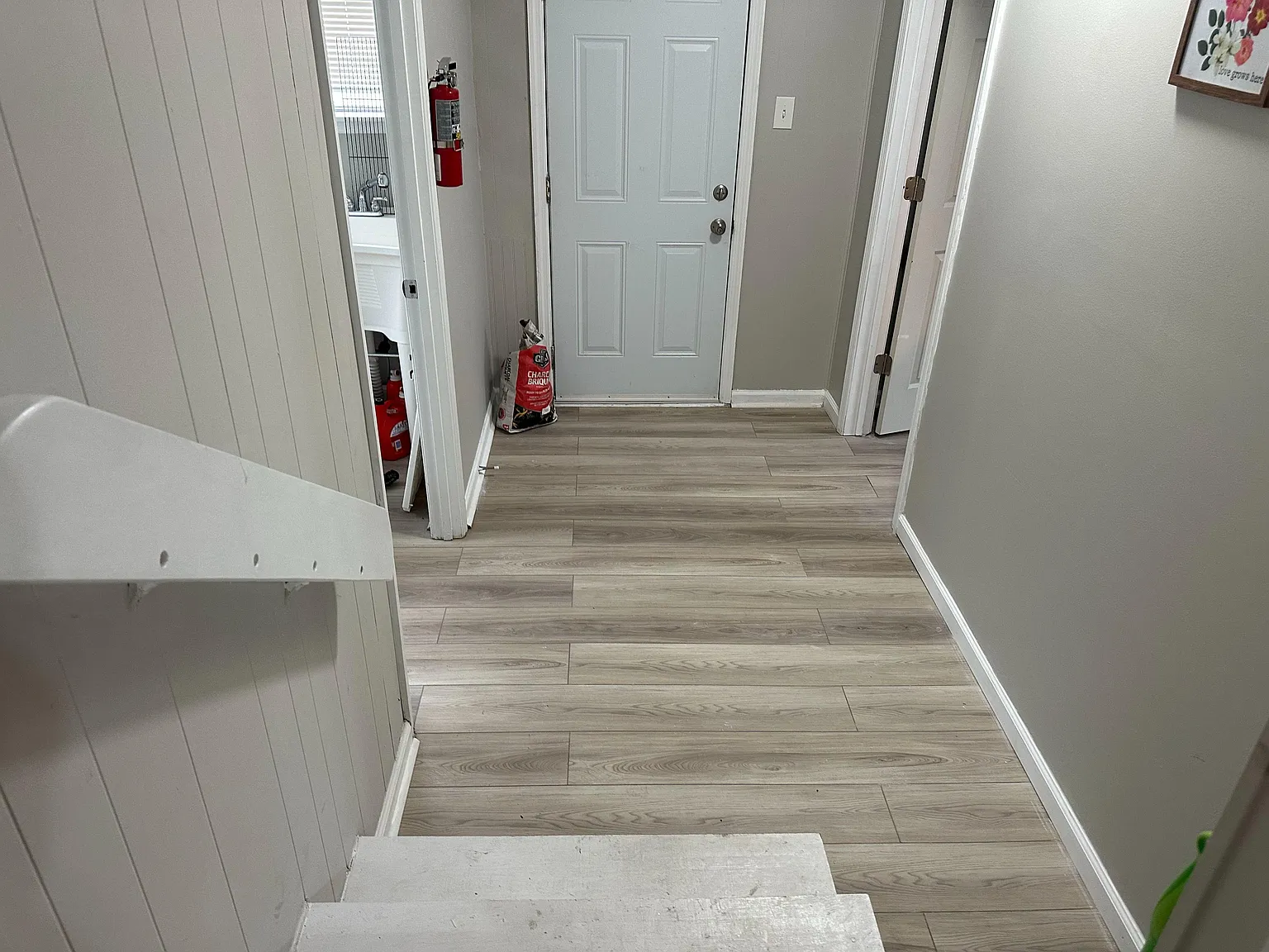 4 bed, 3.0 bath, 2300 sqft, $1,594 — Photo 4