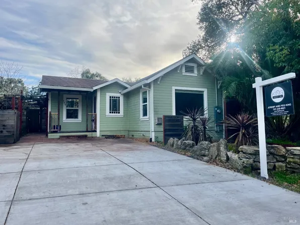 144 Vallejo Avenue, Sonoma, CA 95476
