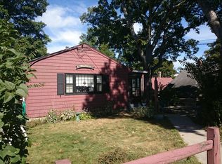 33 Hemlock Rd, West Roxbury, MA 02132