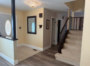 2121 Pepperwood Ln, Glendale Heights, IL