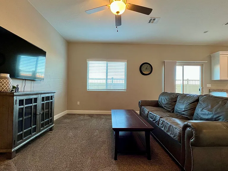 2520 Blackhawk Dr #30 — Photo 6