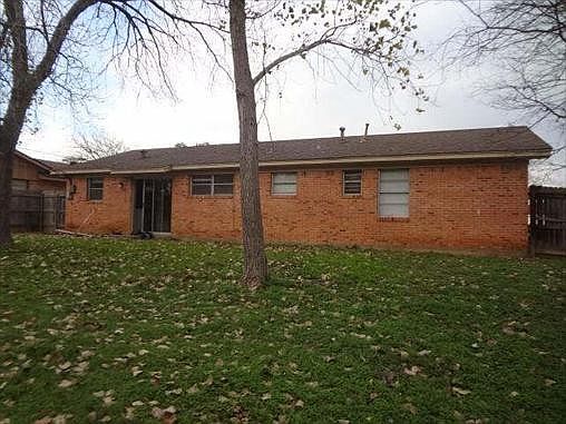 2nd image of 1118 Pembrook Dr