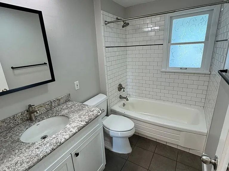 3420 W Bertona St — Photo 23