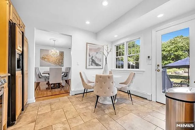 356 N Farview Ave — Photo 6