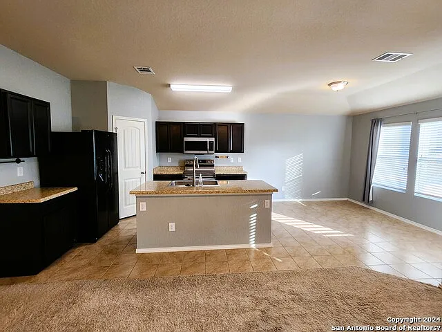 1517 Redbridge Dr — Photo 9