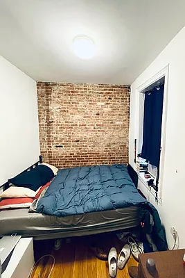 Rented by LJ Sloane Management | media 4