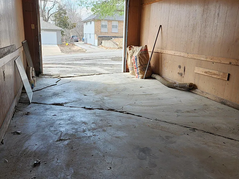 920 E 83rd St #920 — Photo 20