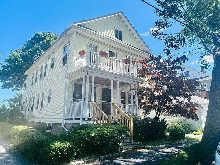 58 Hilton St — Photo 16
