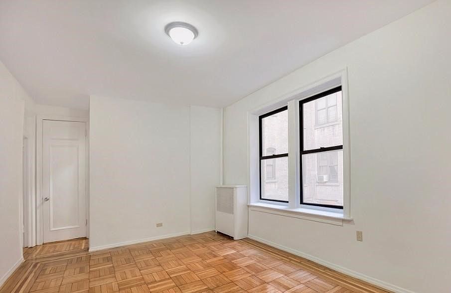 2nd image of 619 W 140th St #2Z