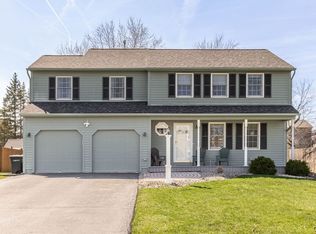 4290 Carmel Dr, Liverpool, NY 13090