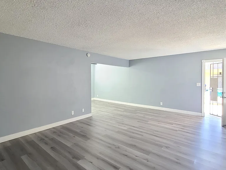 3240 N Michael Way — Photo 2