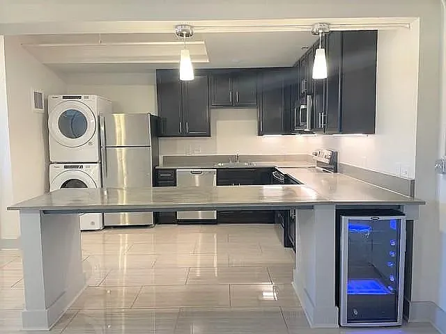 1 bed, 1000 sqft, $1,390 — Photo 2