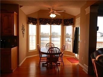 4th image of 52 Holly Ln