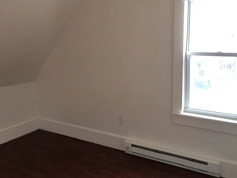 4 Davis St #2 — Photo 9