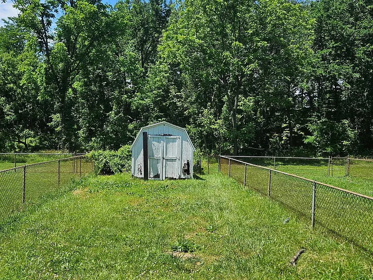 254 Cedarmere Cir — Photo 19