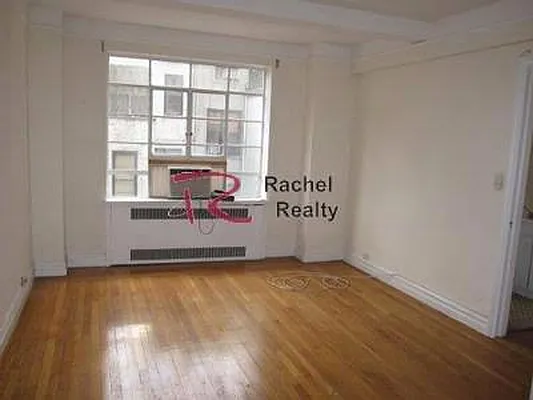 Rented by Rachel Realty | media 10