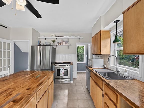 3rd image of 5426 145th St N