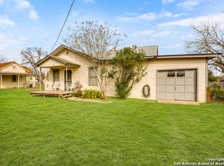 6665 W Laguna Rd, San Antonio, TX 78223