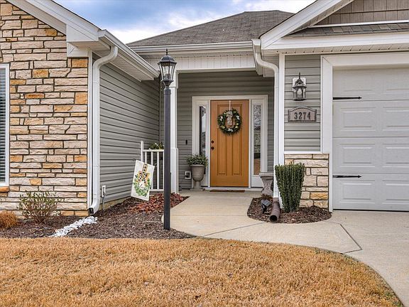 5th image of 3274 Alexandria Drive