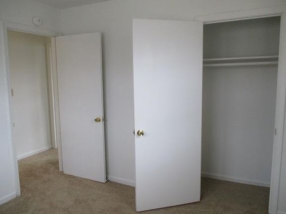 4th image of 719 E Bayview Blvd APT 34