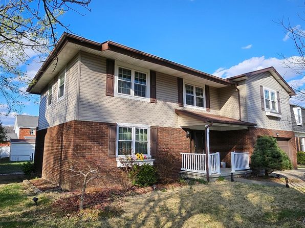 14 Fairwood Ln, Ceredo, WV 25507