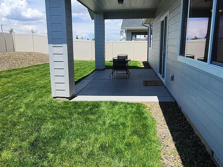 4891 N Basswood Ave — Photo 18