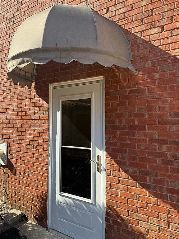 1 bed, 1.0 bath, 5169 sqft, $1,500 — Photo 2