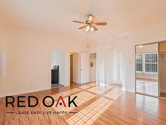 4th image of 1056 3/4 N Normandie Ave #112