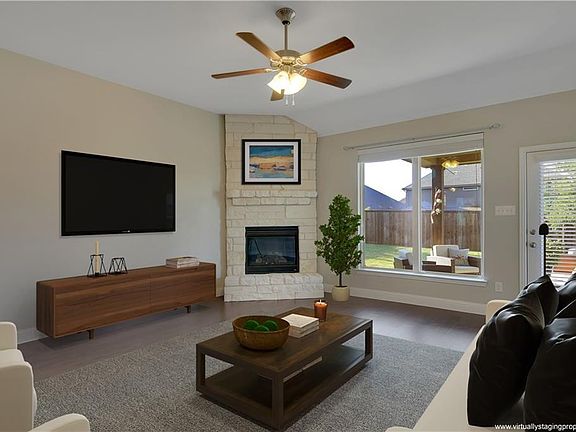 5th image of 1424 Eagleton Ln