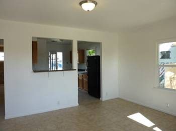 3rd image of 2367 Cantalier St
