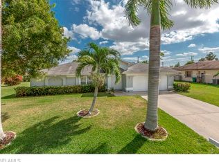 2103 SE 8th Pl, Cape Coral, FL 33990