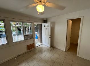 421 Lewers St #D, Honolulu, HI 96815