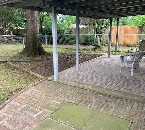 5th image of 10407 Oak Creek Dr